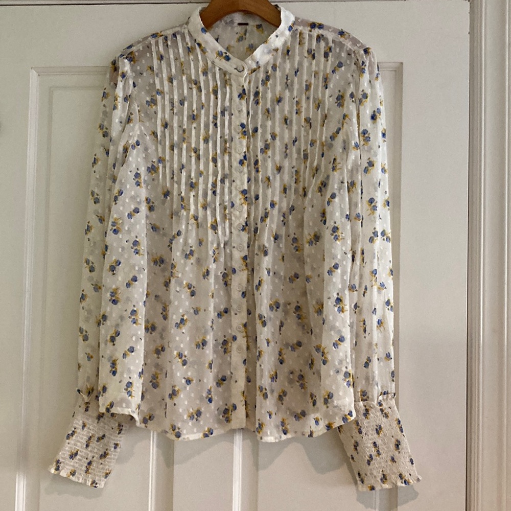 Free People sheer cream blue yellow floral pleat button-down round neck NEW RARE